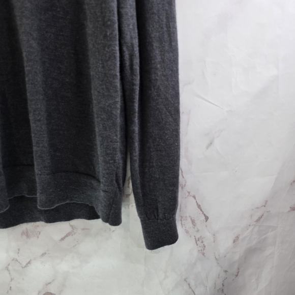 Calvin Klein Sweater Mens XL Gray Merino Wool Lightweight V Neck - Picture 4 of 11